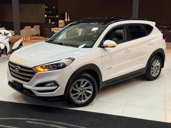 HYUNDAI TUCSON 1.6 16V T-GDI GASOLINA GLS ECOSHIFT HYUNDAI TUCSON 1.6 16V T-GDI GASOLINA GLS ECOSHIFT